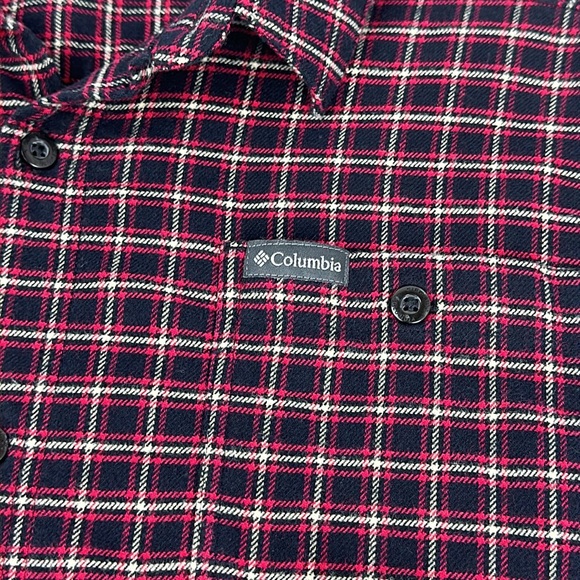 Columbia Mens Flannel Shirt. Red, Black & White. Size XL. Like New. - Picture 2 of 9